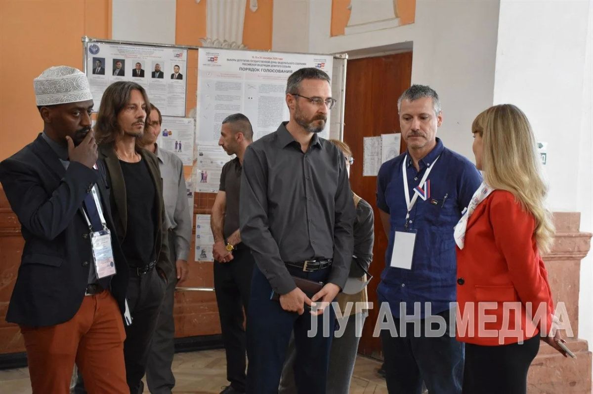 В Алчевск прибыли представители иностранной наблюдательной миссии В Алчевск прибыли представители иностранной наблюдательной миссии