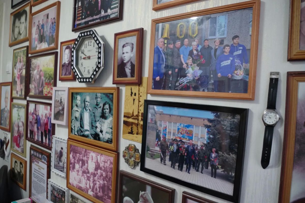 100-летний ветеран ВОВ Виктор Назаров проголосовал на выборах в Госдуму 100-летний ветеран ВОВ Виктор Назаров проголосовал на выборах в Госдуму