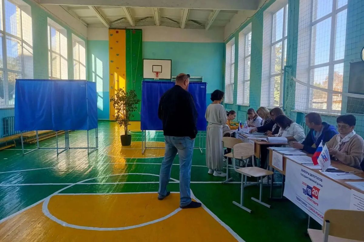Третий день голосования в Старобельске — в самом разгаре! Третий день голосования в Старобельске — в самом разгаре!
