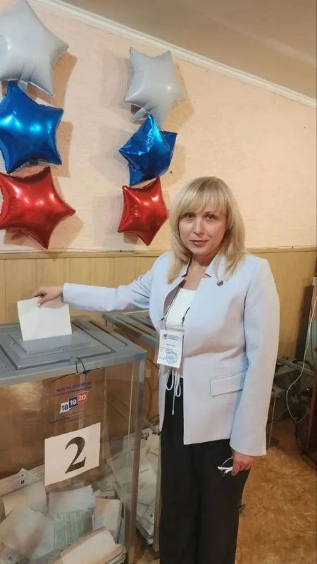 Специалисты отрасли связи ЛНР приняли участие в голосовании Специалисты отрасли связи ЛНР приняли участие в голосовании