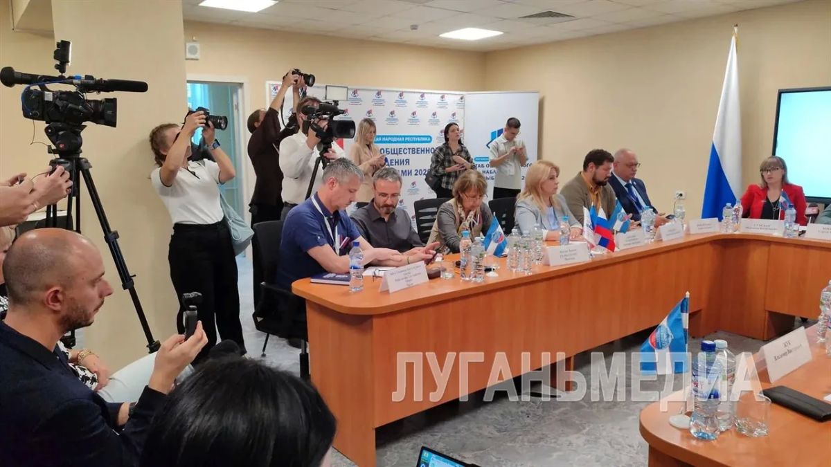 Председатель Избирательной комиссии ЛНР Марианна Сумская рассказала о завершении в республике голосования в Госдуму РФ: Председатель Избирательной комиссии ЛНР Марианна Сумская рассказала о завершении в республике голосования в Госдуму РФ: