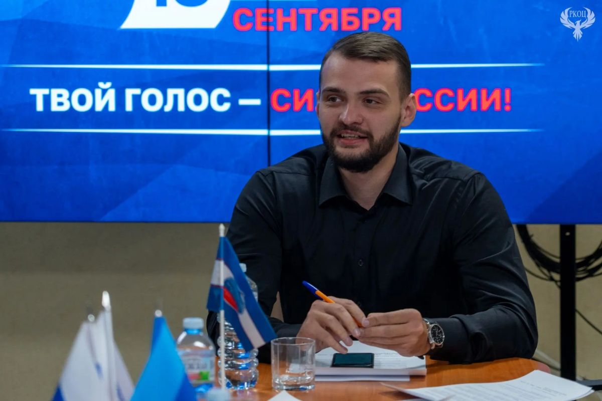 Молодёжный парламент ЛНР - в диалоге с международными наблюдателями Молодёжный парламент ЛНР - в диалоге с международными наблюдателями