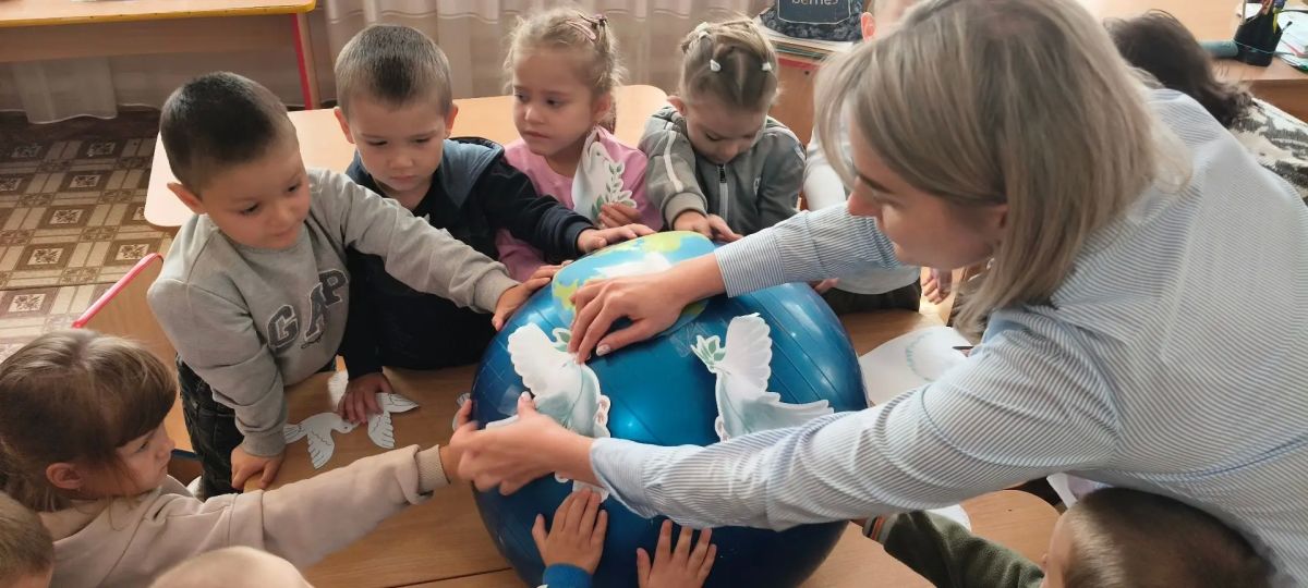 В Ровеньках прошел ряд мероприятий В Ровеньках прошел ряд мероприятий