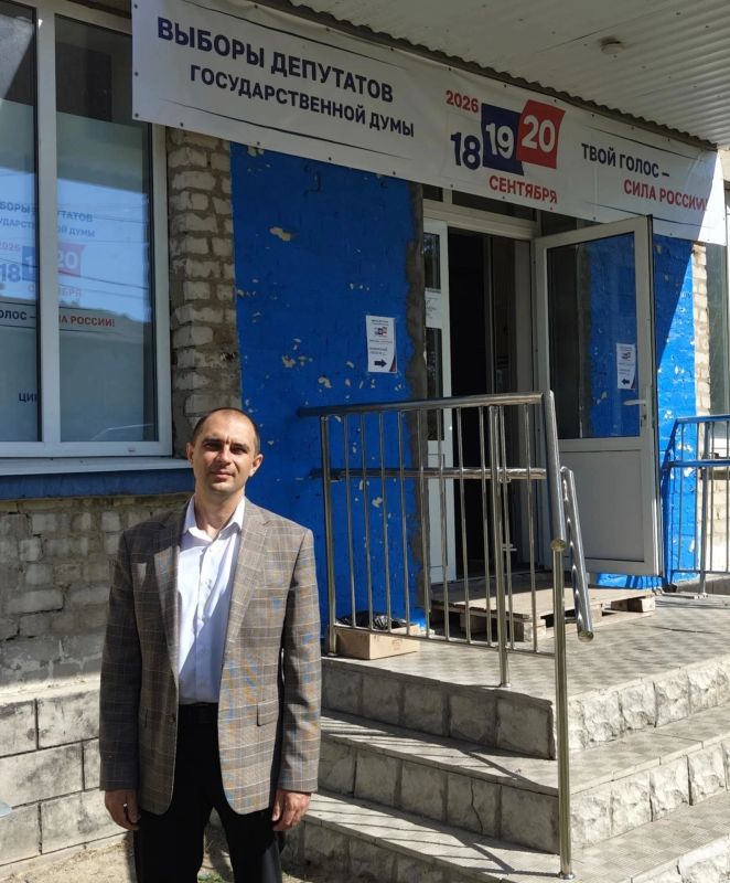 Депутаты Совета Беловодского муниципального округа в первых рядах голосующих выполнили свой гражданский и конституционный долг, показывая пример для всех жителей округа Депутаты Совета Беловодского муниципального округа в первых рядах голосующих выполнили свой гражданский и конституционный долг, показывая пример для всех жителей округа