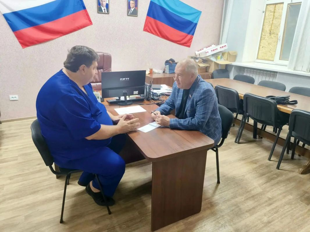 И снова о наших героях. Профессия спасателя, пожарного - требует мужества и отваги даже в мирное время И снова о наших героях. Профессия спасателя, пожарного - требует мужества и отваги даже в мирное время