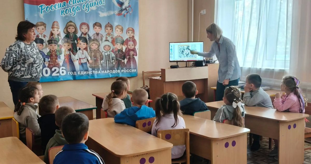 В Ровеньках прошел ряд мероприятий В Ровеньках прошел ряд мероприятий