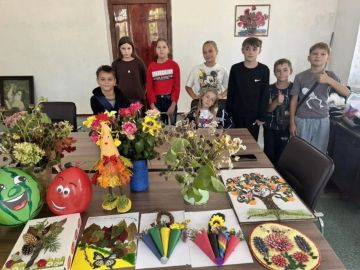 В филиале «Анненский клуб» прошёл творческий конкурс «Осенний букет»