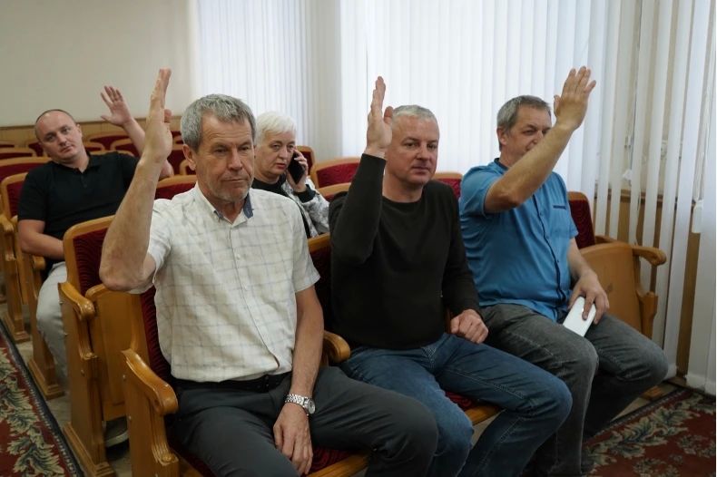 Постоянные комиссии Совета депутатов поддержали изменения в муниципальную программу «Развитие экономики и инфраструктуры на 2026-2030 годы» Постоянные комиссии Совета депутатов поддержали изменения в муниципальную программу «Развитие экономики и инфраструктуры на 2026-2030 годы»