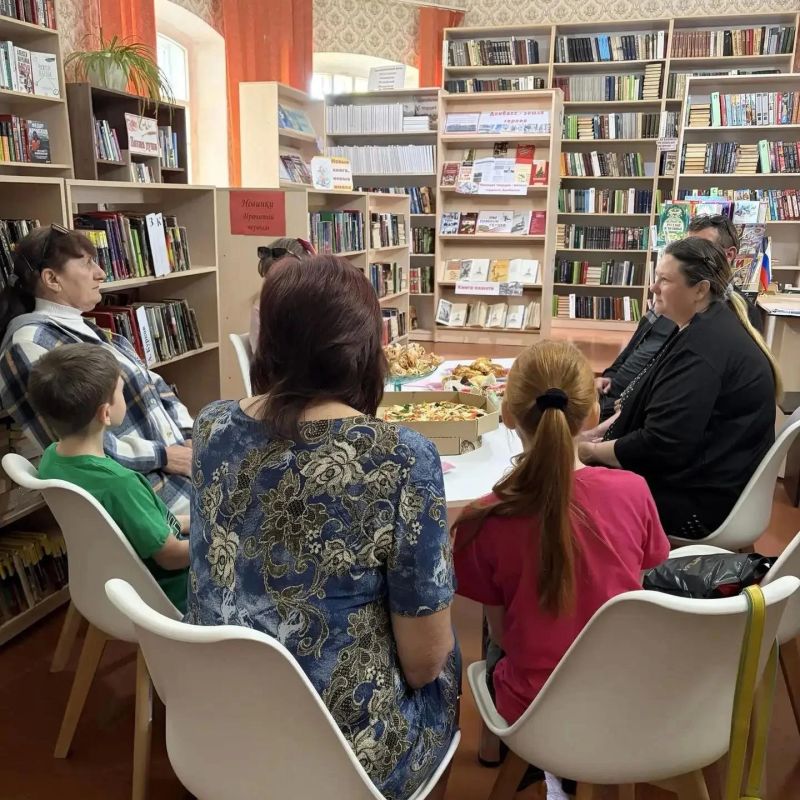 Владимир Чернев: Специалисты отдела опеки и попечительства над несовершеннолетними Администрации нашего округа провели важную встречу «Вместе – ради будущего детей»