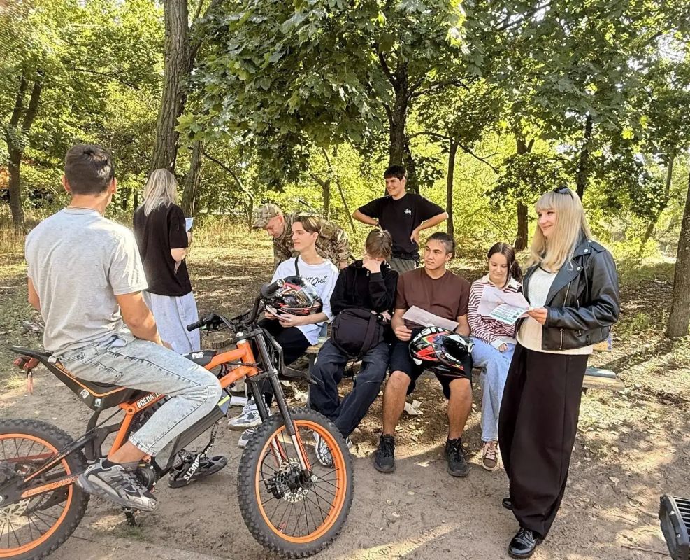 В Рубежном продолжаются мероприятия Всероссийской акции «Безопасность детства» В Рубежном продолжаются мероприятия Всероссийской акции «Безопасность детства»