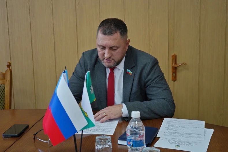 Постоянные комиссии Совета депутатов поддержали изменения в муниципальную программу «Развитие экономики и инфраструктуры на 2026-2030 годы» Постоянные комиссии Совета депутатов поддержали изменения в муниципальную программу «Развитие экономики и инфраструктуры на 2026-2030 годы»