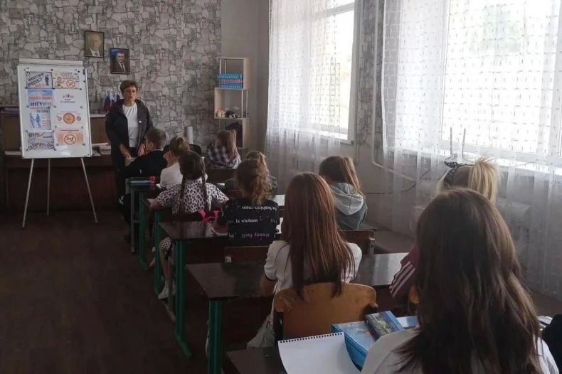 В пгт Бирюково прошёл час общения о вреде наркотиков В пгт Бирюково прошёл час общения о вреде наркотиков