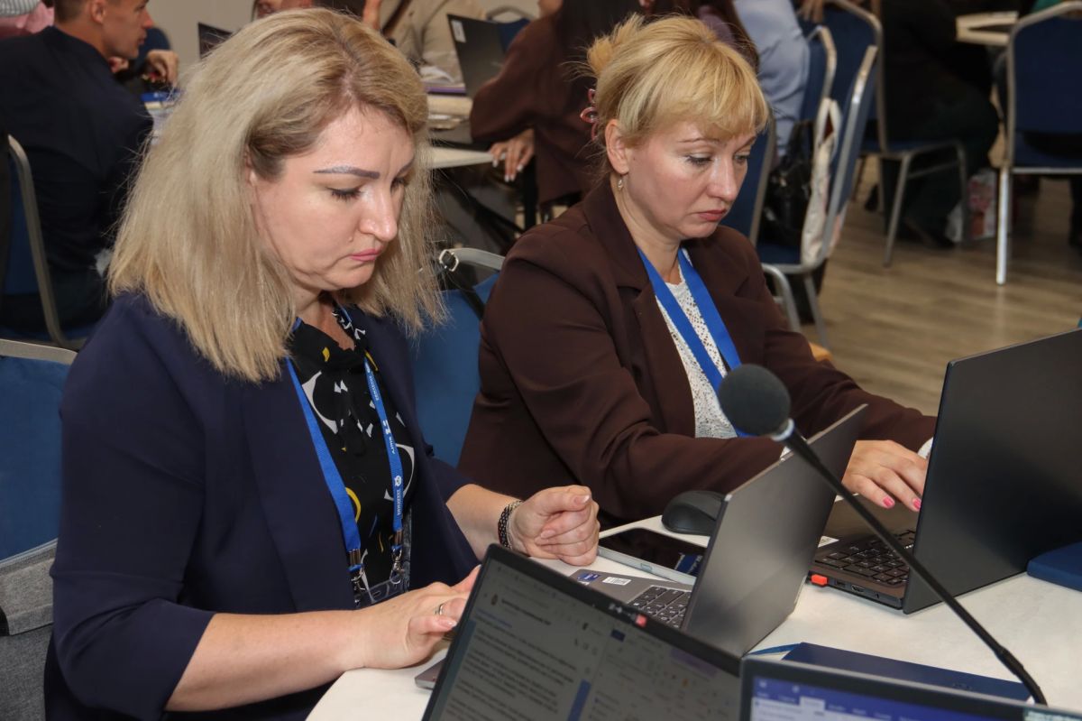 В Луганске стартовал интенсив по искусственному интеллекту «Архитекторы социальных изменений» В Луганске стартовал интенсив по искусственному интеллекту «Архитекторы социальных изменений»