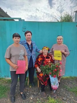 Жительница Великочерниговского отдела жизнеобеспечения отметила 85-летний юбилей