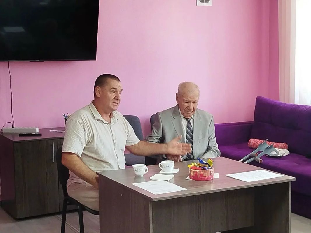 В «Нашем центре» прошла встреча с активистами клуба «Ветеран» В «Нашем центре» прошла встреча с активистами клуба «Ветеран»