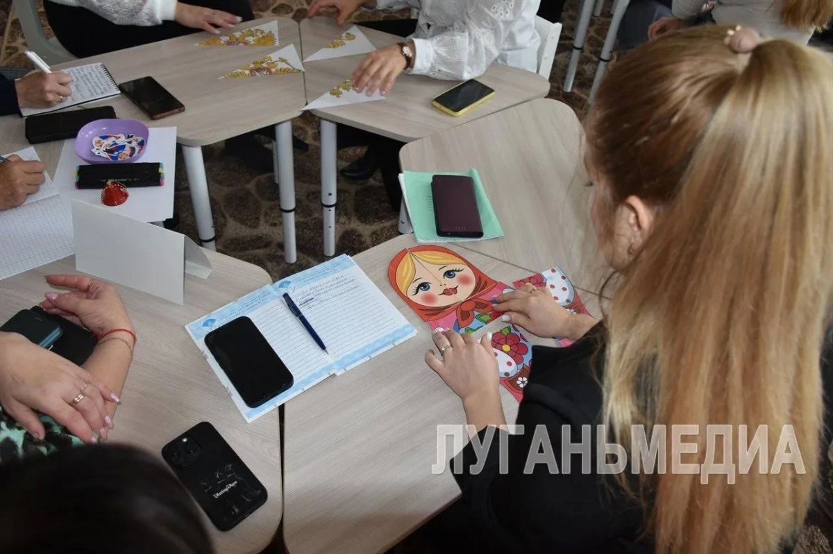 В Антраците состоялся мастер-класс для педагогов дошкольного образования по патриотическому воспитанию В Антраците состоялся мастер-класс для педагогов дошкольного образования по патриотическому воспитанию