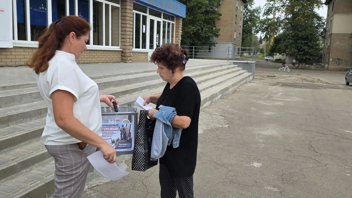 11 сентября в Суходольске стартовало голосование за место установки памятника погибшим участникам специальной военной операции 11 сентября в Суходольске стартовало голосование за место установки памятника погибшим участникам специальной военной операции