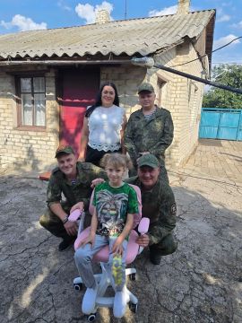 Доброта не имеет границ: военнослужащие навестили семью в Чернухино, которой оказывают поддержку