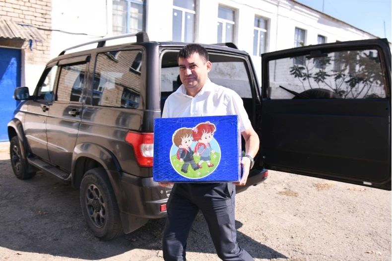 Свердловское учебное учреждение получило подарки из Сибири Свердловское учебное учреждение получило подарки из Сибири