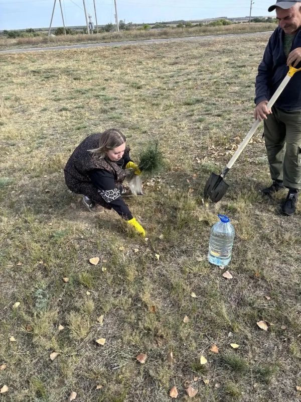 Сотрудники Тепловского отдела жизнеобеспечения присоединились к акции «Сохраним лес» Сотрудники Тепловского отдела жизнеобеспечения присоединились к акции «Сохраним лес»
