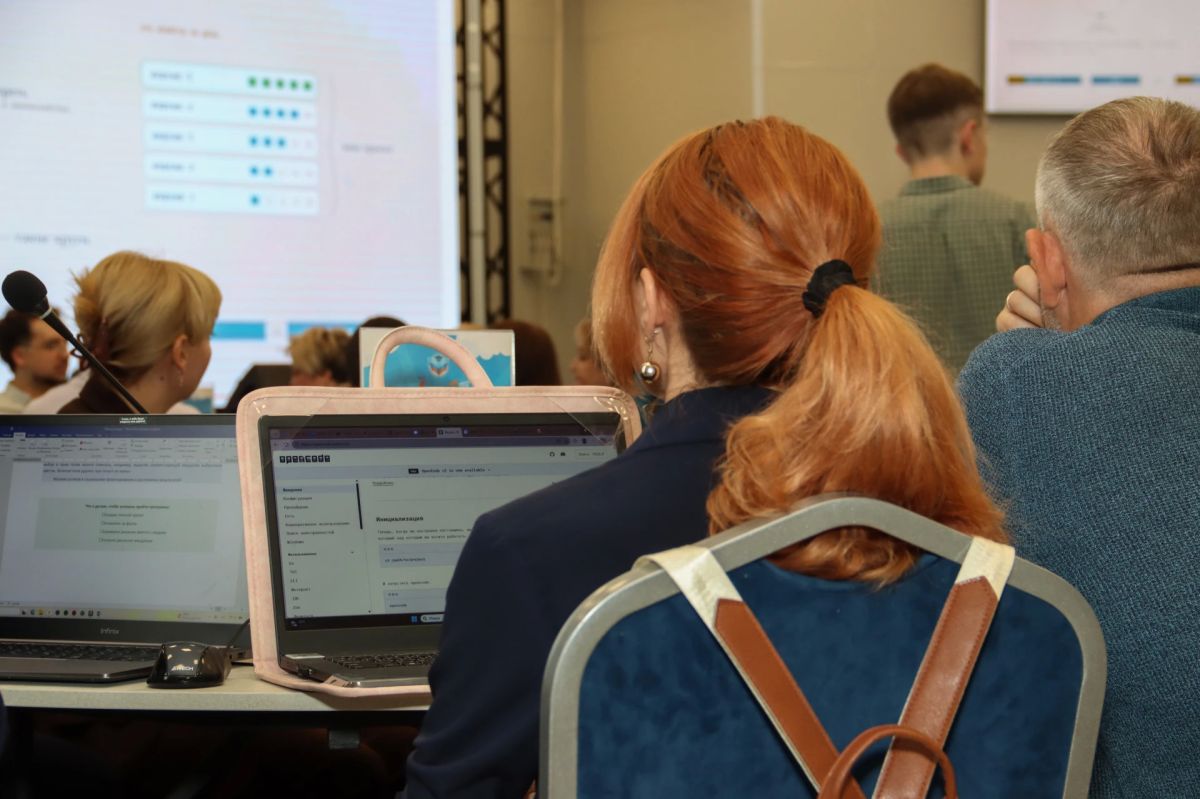 В Луганске стартовал интенсив по искусственному интеллекту «Архитекторы социальных изменений» В Луганске стартовал интенсив по искусственному интеллекту «Архитекторы социальных изменений»