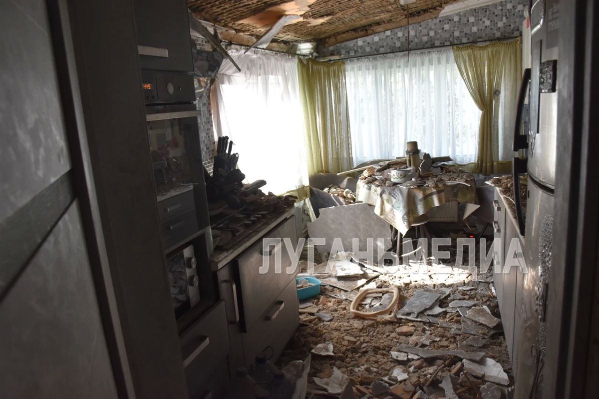 В ночь с 21 на 22 сентября враг нанес очередной удар по Брянке В ночь с 21 на 22 сентября враг нанес очередной удар по Брянке
