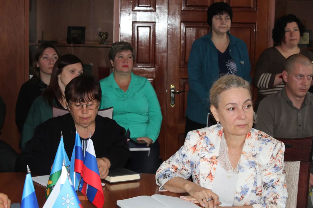 Юлия Кожухарь: Сегодня провела рабочее совещание с руководителями структурных подразделений администрации Юлия Кожухарь: Сегодня провела рабочее совещание с руководителями структурных подразделений администрации