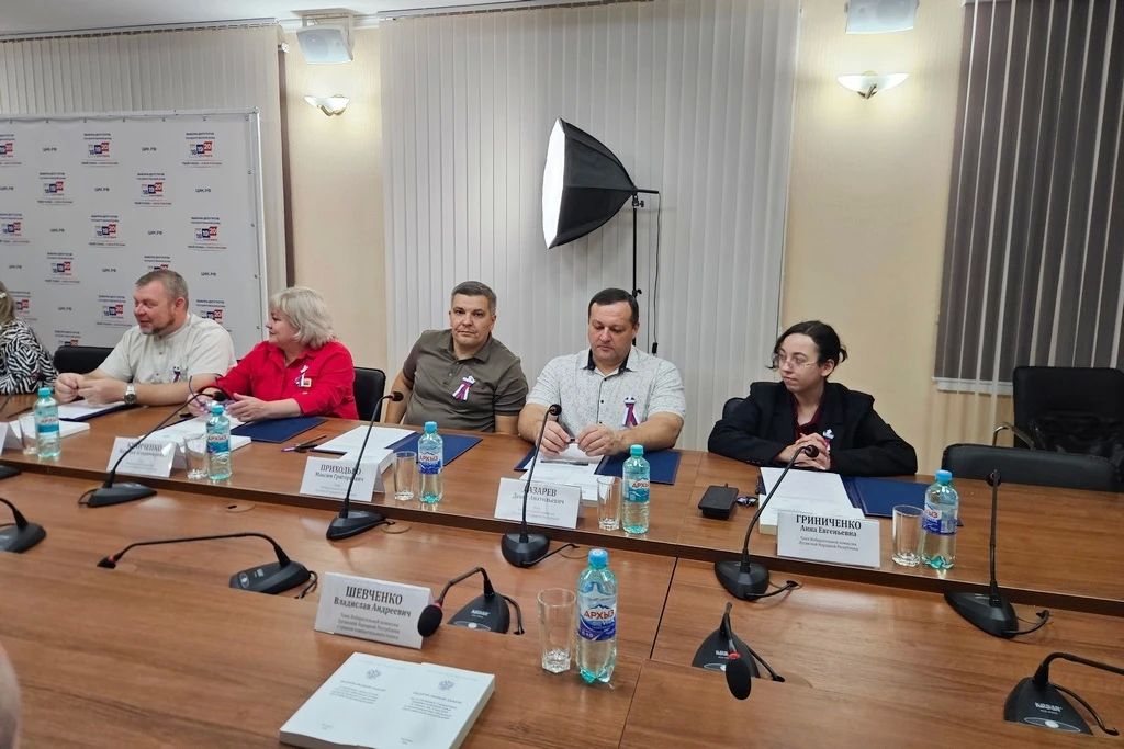 Заседания окружных избирательных комиссий по подведению итогов выборов депутатов Государственной Думы Заседания окружных избирательных комиссий по подведению итогов выборов депутатов Государственной Думы