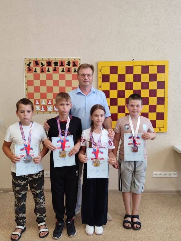 Первенства Луганской Народной Республики по шахматам Первенства Луганской Народной Республики по шахматам