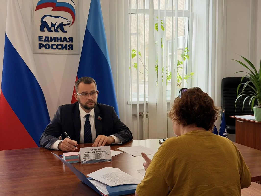 Провел очередной прием граждан в региональной приемной «Единой России» Провел очередной прием граждан в региональной приемной «Единой России»