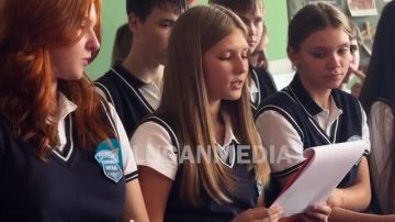 Школьники Петровского присоединились ко Всероссийской акции «Спасибо, что #МыВместе»