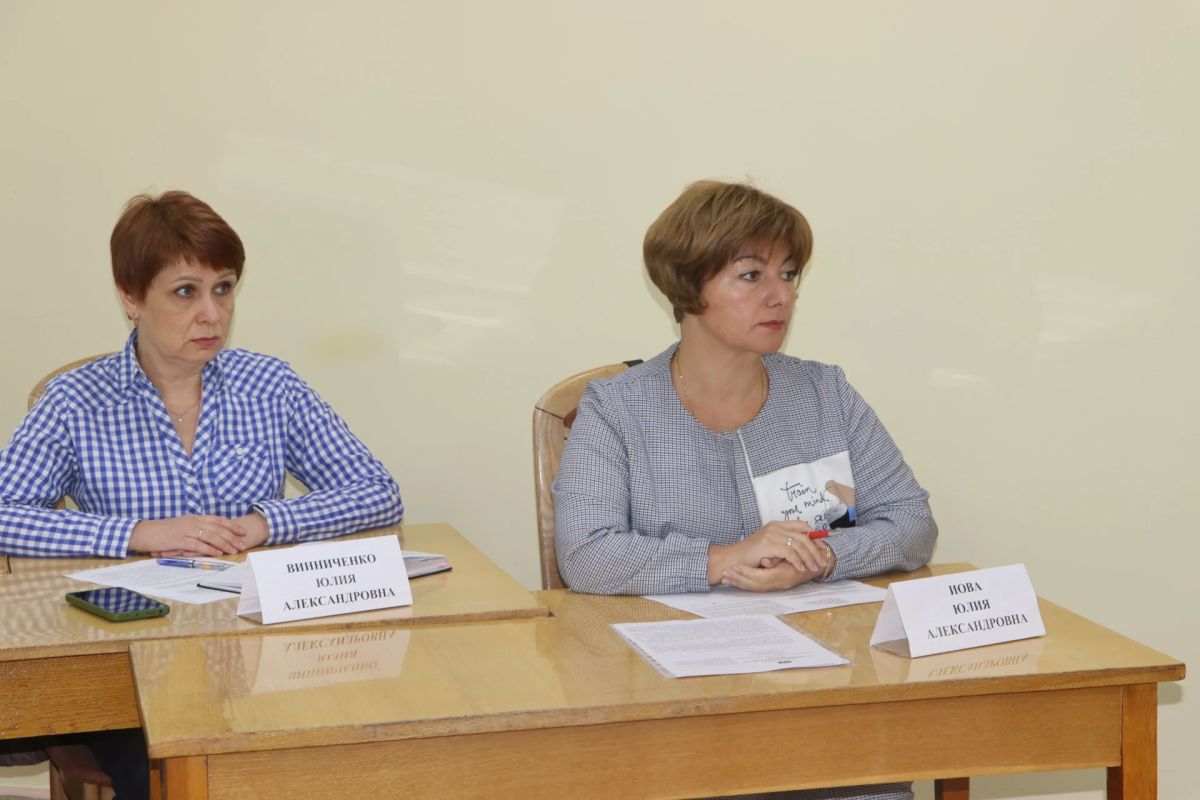 Состоялось заседание муниципальной комиссии по делам несовершеннолетних и защите их прав, которое провела первый заместитель главы городского округа Светлана Небесская с участием прокурора города Стаханова старшего советника... Состоялось заседание муниципальной комиссии по делам несовершеннолетних и защите их прав, которое провела первый заместитель главы городского округа Светлана Небесская с участием прокурора города Стаханова старшего советника...