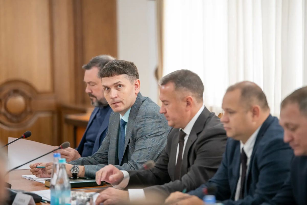 Леонид Пасечник: Наш приоритет — реальная готовность объектов к осенне-зимнему периоду, а не формальные отчеты Леонид Пасечник: Наш приоритет — реальная готовность объектов к осенне-зимнему периоду, а не формальные отчеты