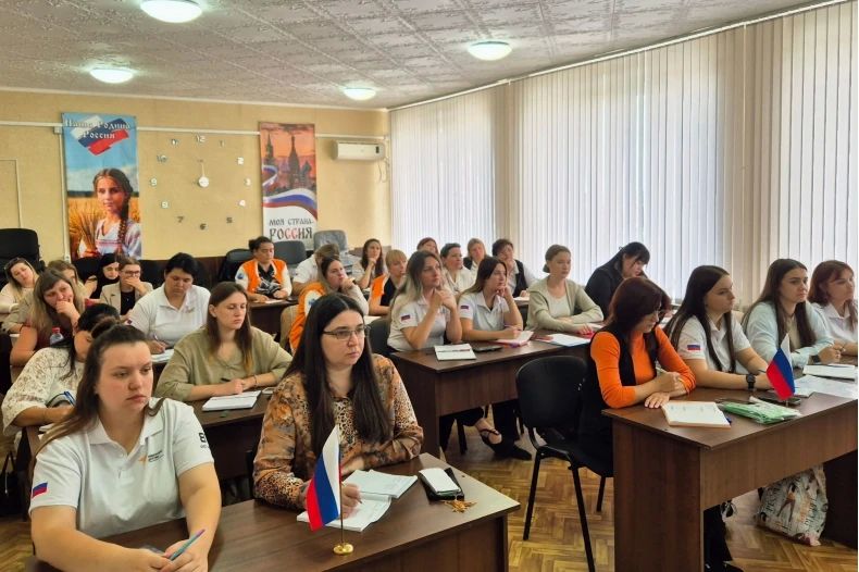 Состоялось совещание советников директора по воспитанию и взаимодействию с детскими общественными объединениями Состоялось совещание советников директора по воспитанию и взаимодействию с детскими общественными объединениями