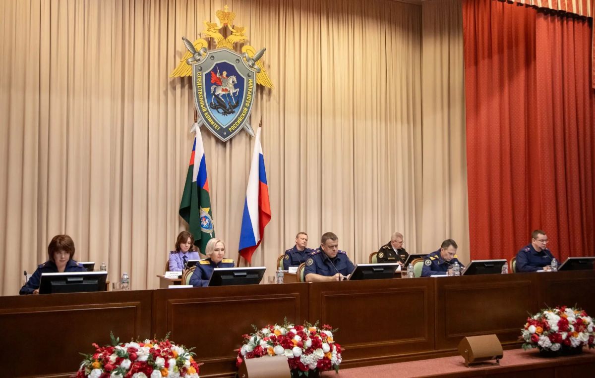 Жители аварийных домов из Забайкальского края поблагодарили Председателя СК России за восстановление их жилищных прав Жители аварийных домов из Забайкальского края поблагодарили Председателя СК России за восстановление их жилищных прав