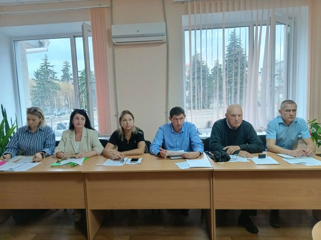 В Ровеньках состоялось заседание городской межведомственной комиссии по профилактике правонарушений В Ровеньках состоялось заседание городской межведомственной комиссии по профилактике правонарушений