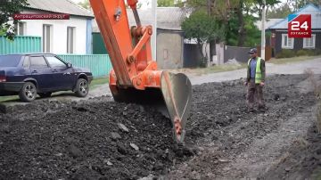 Вместо глубоких ям – новый асфальт: 2 км дороги ремонтируют в Верхнем Нагольчике Антрацитовского округа