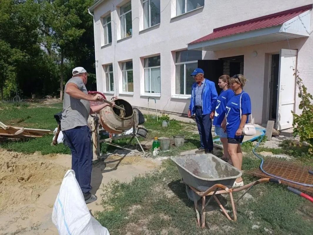 Обновление дошкольного учреждения «Ромашка» в Беловодском муниципальном округе, проходящее в рамках партийного проекта «Новая школа», вышло на финишную прямую Обновление дошкольного учреждения «Ромашка» в Беловодском муниципальном округе, проходящее в рамках партийного проекта «Новая школа», вышло на финишную прямую
