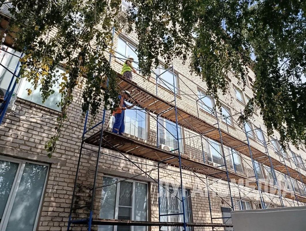 В Станично-Луганской центральной районной больнице завершаются ремонтные работы и пусконаладка современной медицинской техники на базе нового диагностического центра В Станично-Луганской центральной районной больнице завершаются ремонтные работы и пусконаладка современной медицинской техники на базе нового диагностического центра