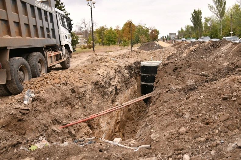 В Свердловском муниципальном округе капитально ремонтируют канализационный коллектор В Свердловском муниципальном округе капитально ремонтируют канализационный коллектор