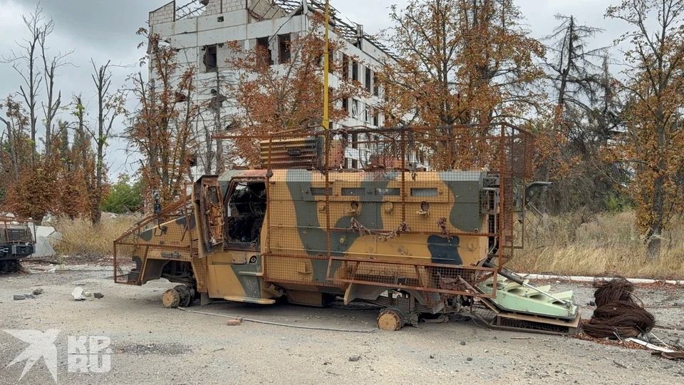Автостопом по "килл-зоне": военкор KP.RU Александр Коц проехал по передовым позициям в ДНР, где хозяйничают дроны Автостопом по "килл-зоне": военкор KP.RU Александр Коц проехал по передовым позициям в ДНР, где хозяйничают дроны