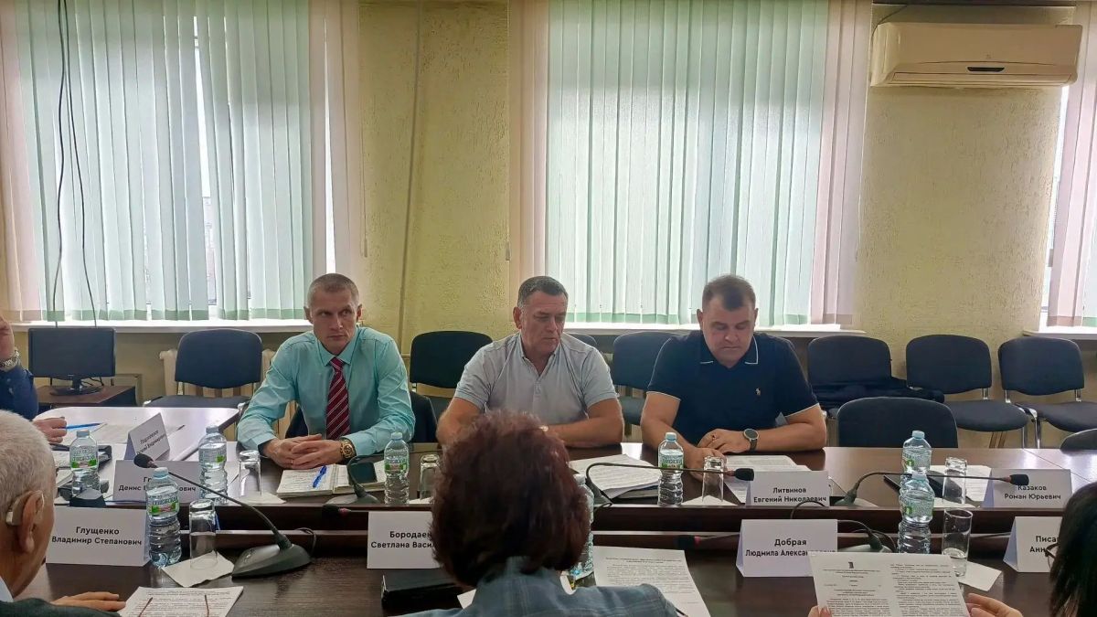 Сегодня в Ровеньках состоялось заседание Совета городского округа муниципальное образование городской округ город Ровеньки Луганской Народной Республики Сегодня в Ровеньках состоялось заседание Совета городского округа муниципальное образование городской округ город Ровеньки Луганской Народной Республики