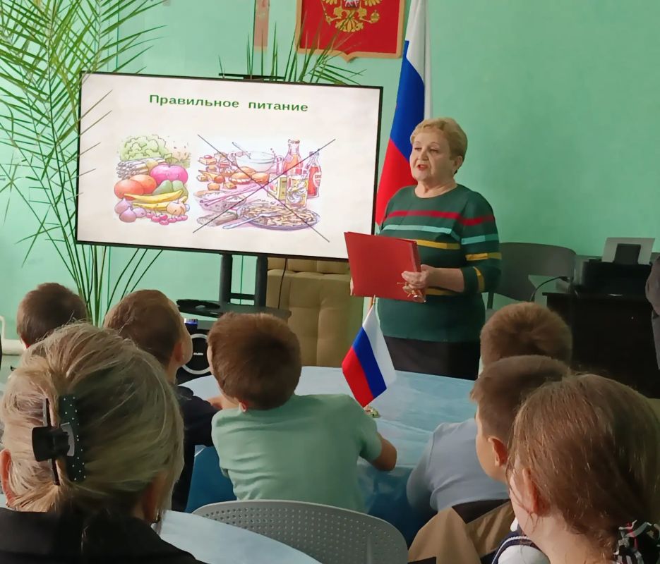 В Кировском историко-художественном музее состоялось мероприятие - Час полезных советов «Живи активно! Думай позитивно!» для учащихся 4-го класса Кировского УВК №2 В Кировском историко-художественном музее состоялось мероприятие - Час полезных советов «Живи активно! Думай позитивно!» для учащихся 4-го класса Кировского УВК №2