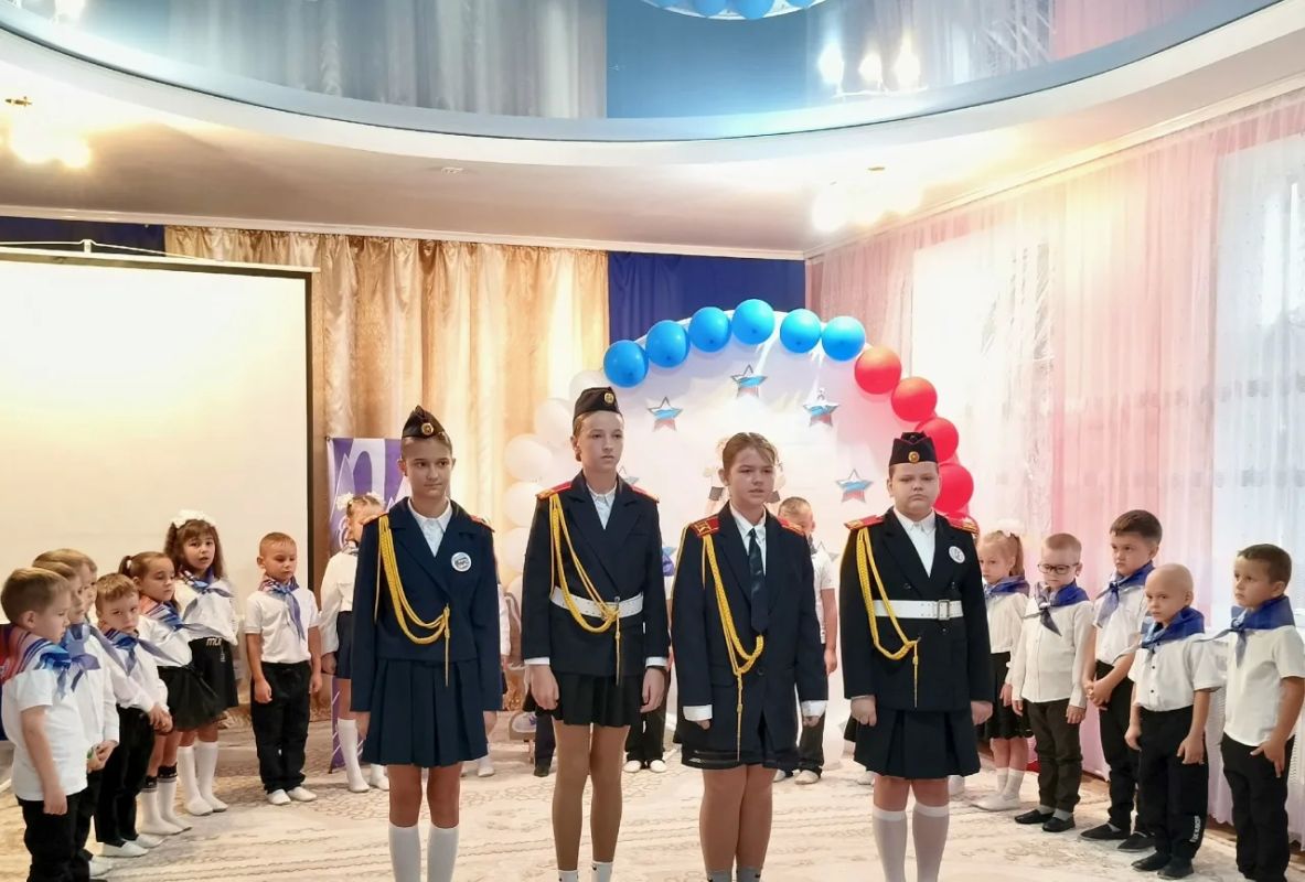 Воспитанники детского сада «Ласточка» вступили в ряды «Орлят-дошколят» Воспитанники детского сада «Ласточка» вступили в ряды «Орлят-дошколят»