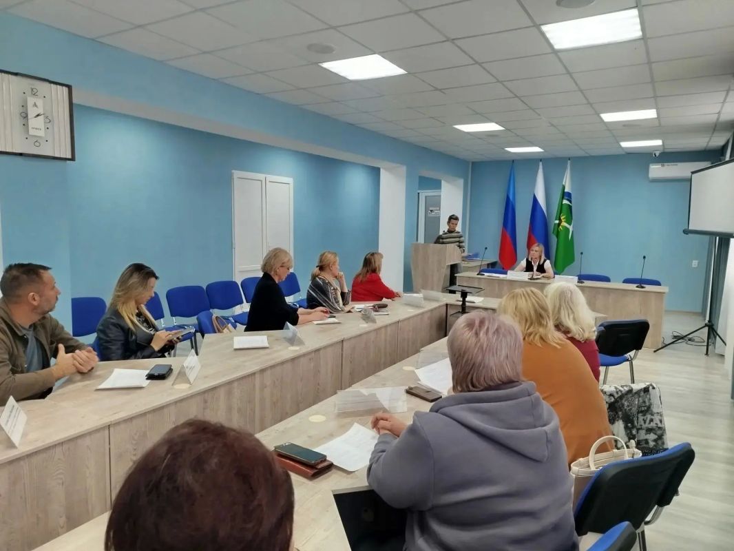 24 сентября в зале заседаний Администрации городского округа состоялось XLVIII заседание Совета городского округа муниципальное образование городской округ город Брянка Луганской Народной Республики 24 сентября в зале заседаний Администрации городского округа состоялось XLVIII заседание Совета городского округа муниципальное образование городской округ город Брянка Луганской Народной Республики