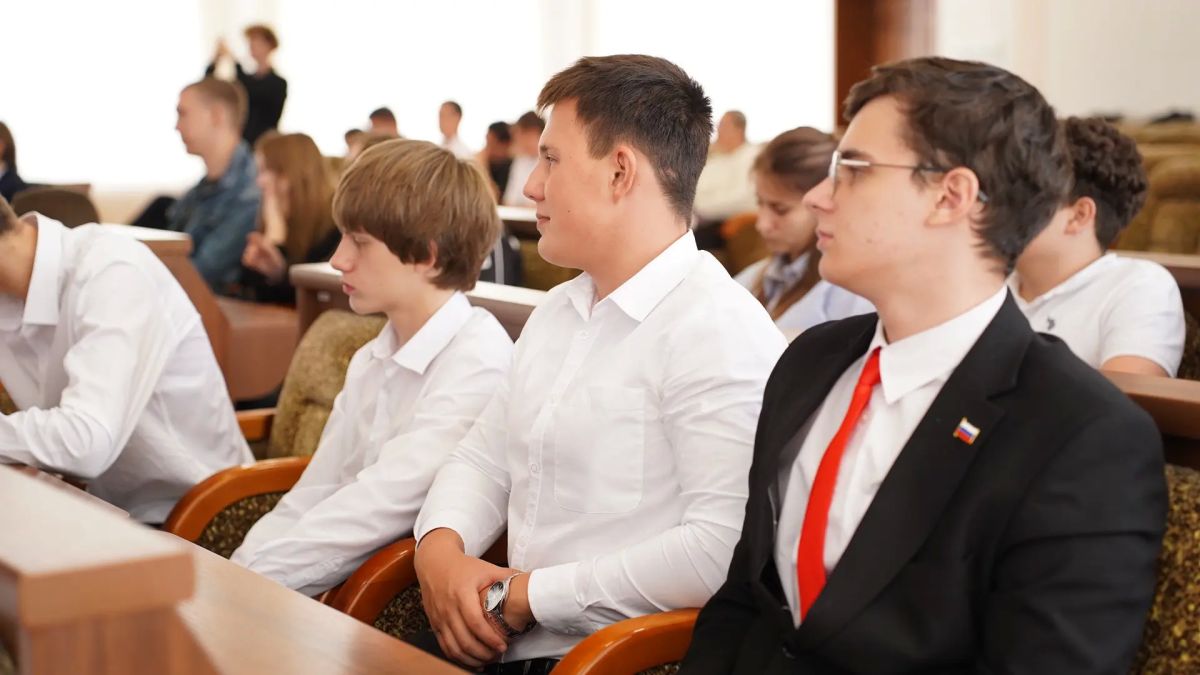 «Трудно рассказывать сказки, если ты в эти сказки не веришь» «Трудно рассказывать сказки, если ты в эти сказки не веришь»