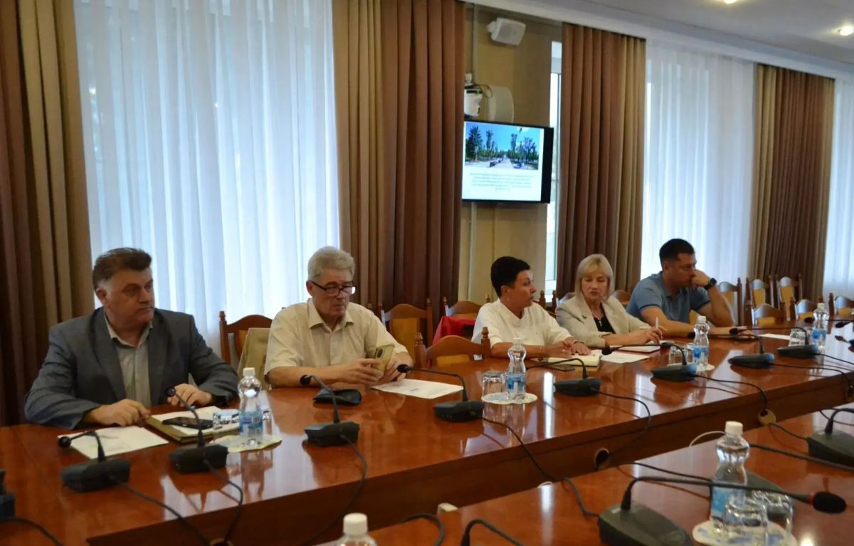 Сергей Цемкало: В Луганске прошло заседание Депутатского клуба: поддержка защитников Отечества и бюджет-2027 в приоритете Сергей Цемкало: В Луганске прошло заседание Депутатского клуба: поддержка защитников Отечества и бюджет-2027 в приоритете
