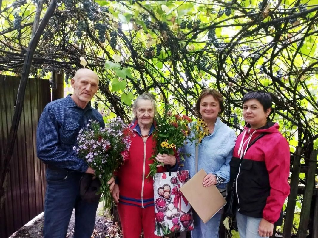 24 сентября исполнилось 80 лет жительнице села Петровка Якушевой Жанне Александровне