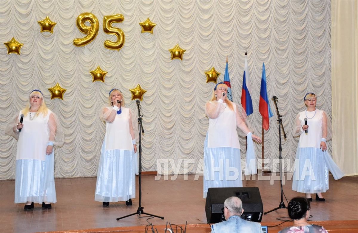 Штэровский энергетический техникум отмечает 95-летие Штэровский энергетический техникум отмечает 95-летие
