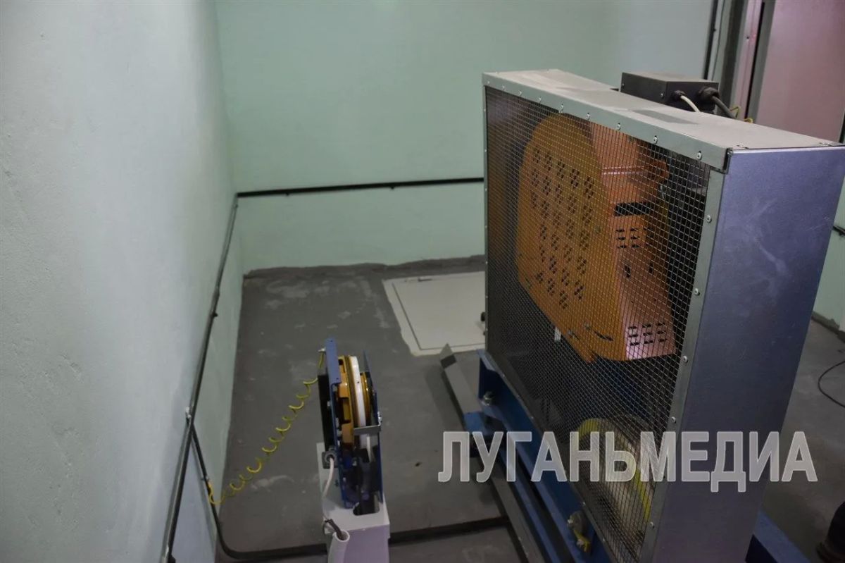 В Брянке ведется установка новых лифтов в многоквартирных домах В Брянке ведется установка новых лифтов в многоквартирных домах
